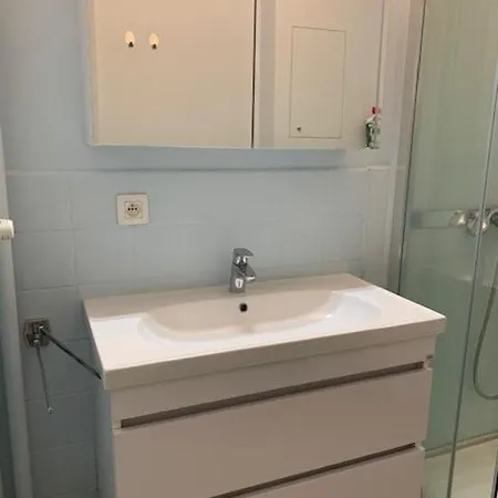 Cozy 2 Bedroom With Seaview In T82 * אוסטנדה