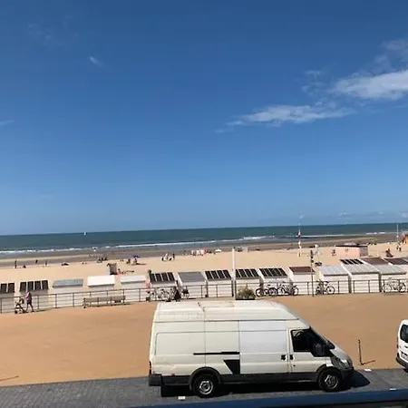 דירה Cozy 2 Bedroom With Seaview In T82 *